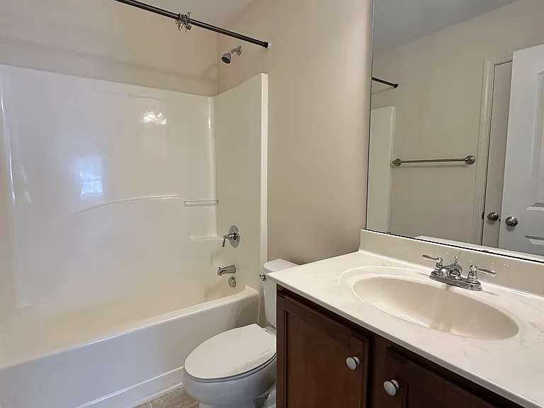 4612 Cottendale Dr — Photo 20