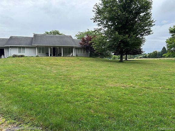 2nd image of 9675 Herold Hwy