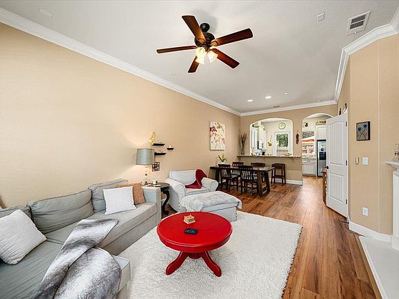 4th image of 7247 Orchard Cir