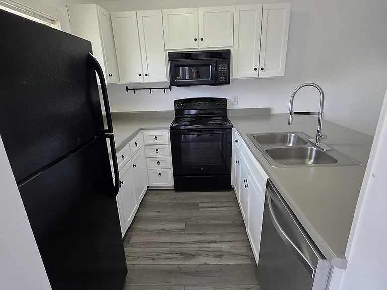 2601 Duncan Chapel Rd #F301 — Photo 8