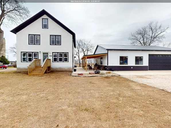 205 E 2nd St, Meriden, IA 51037