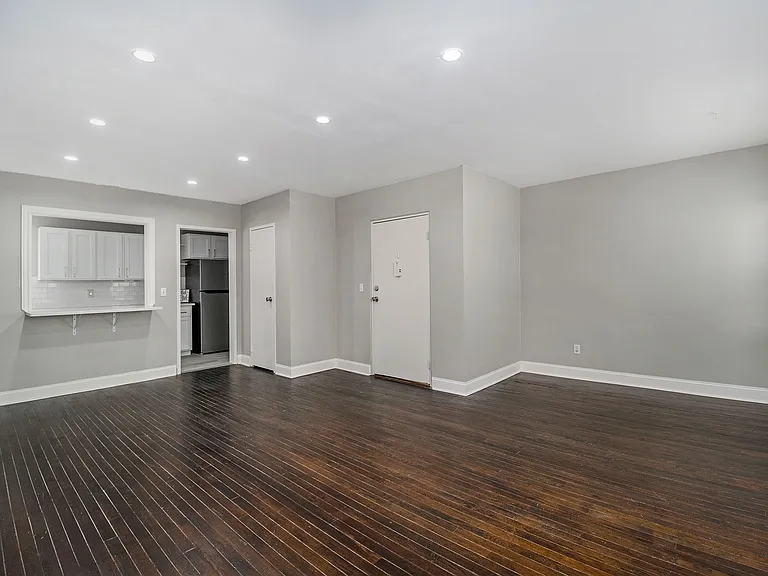Westnedge Hills Apts — Photo 50