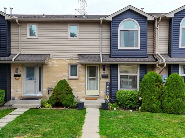 27 York Cres #17, Sarnia, ON N7S 6H9