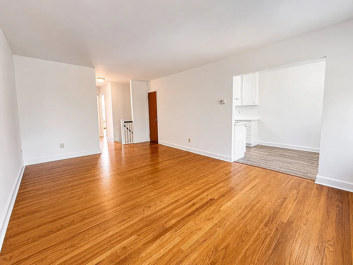 Building Photo - 35 Elberon Ave #2