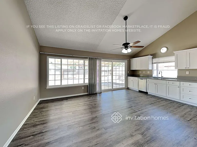 12159 Odessa Dr — Photo 5