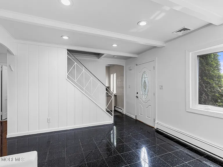 297 Highland Ave — Photo 24