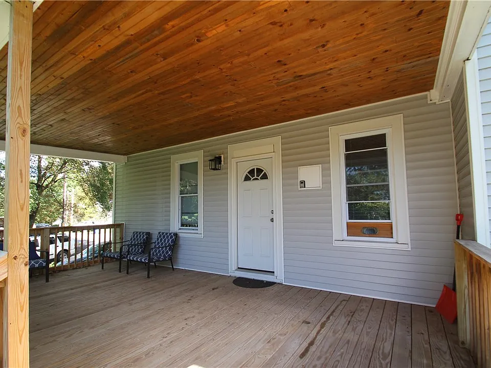 2366 Spencerport Rd