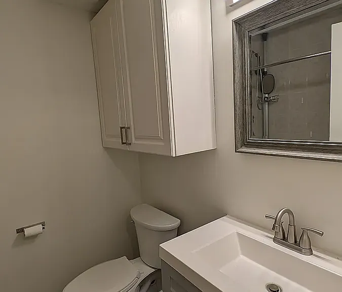 Consort Cres — Photo 2