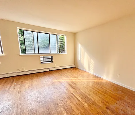 Rented by Bruma Realty LLC | media 5