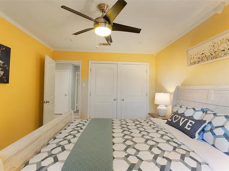 11200 Iron Oak Trl — Photo 18