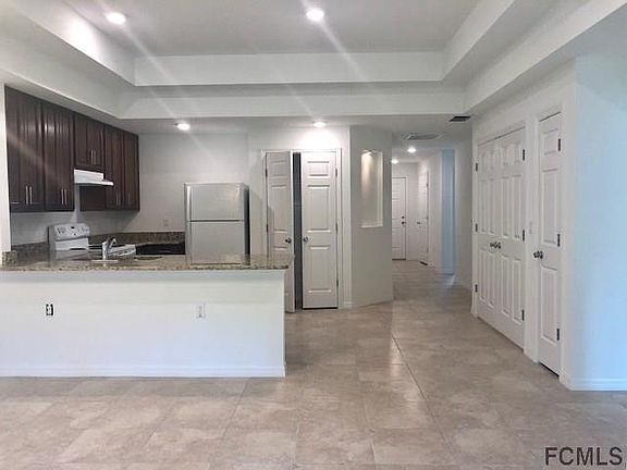 4th image of 16 Pony Ln #A
