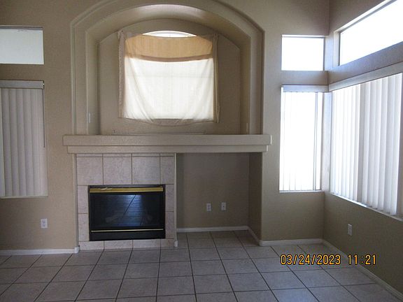 3rd image of 3409 Edenville Dr