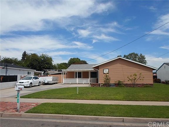 2nd image of 561 S Loretta Dr