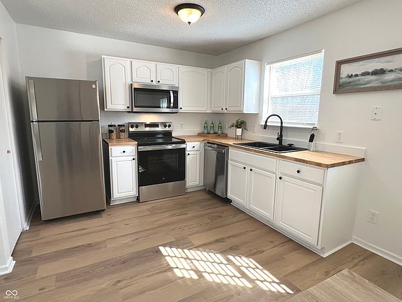 5th image of 2033 Orchid Bloom Ln