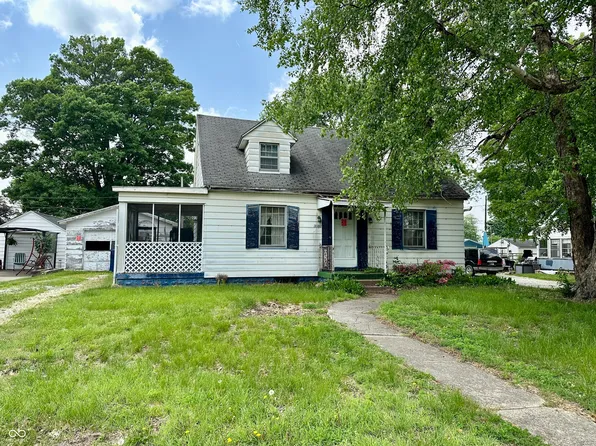 3060 N 16th St, Terre Haute, IN 47804