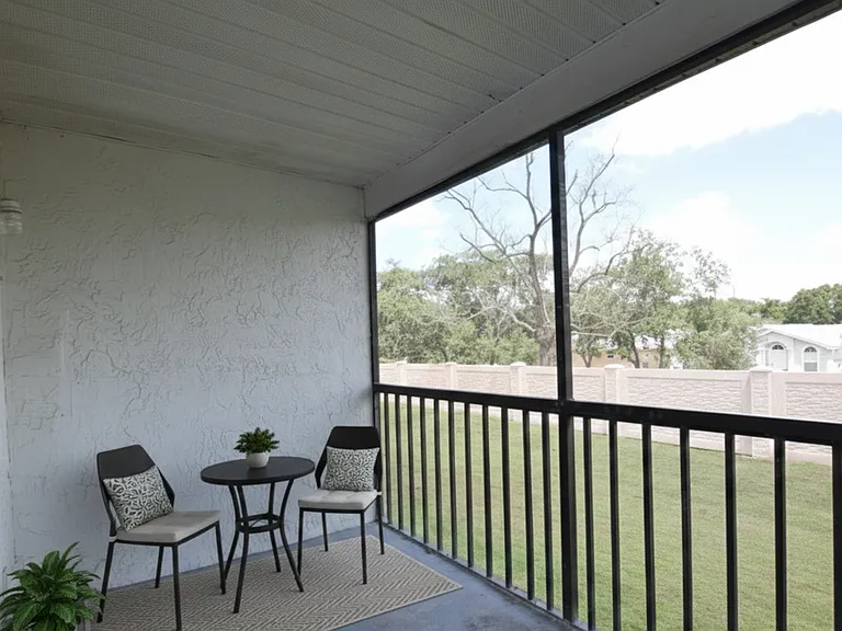 114 Cory Ln — Photo 16