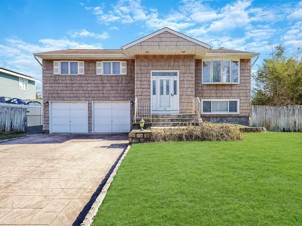 19 Sterling Drive, Lake Grove, NY 11755