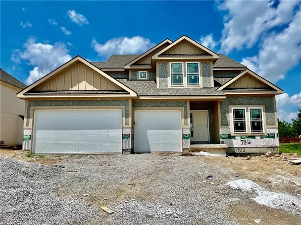 7812 NE 107th St, Kansas City, MO 64157