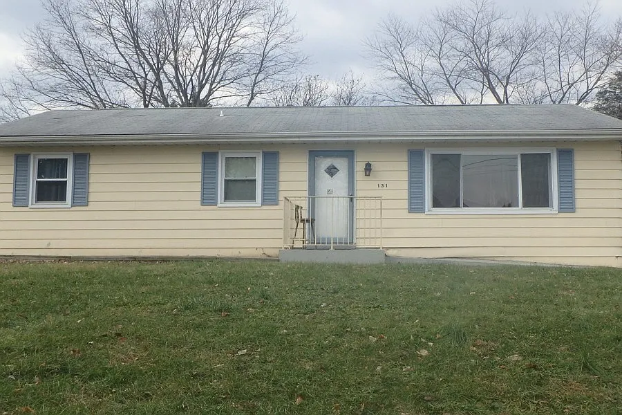 131 Orchard Dr photo 1