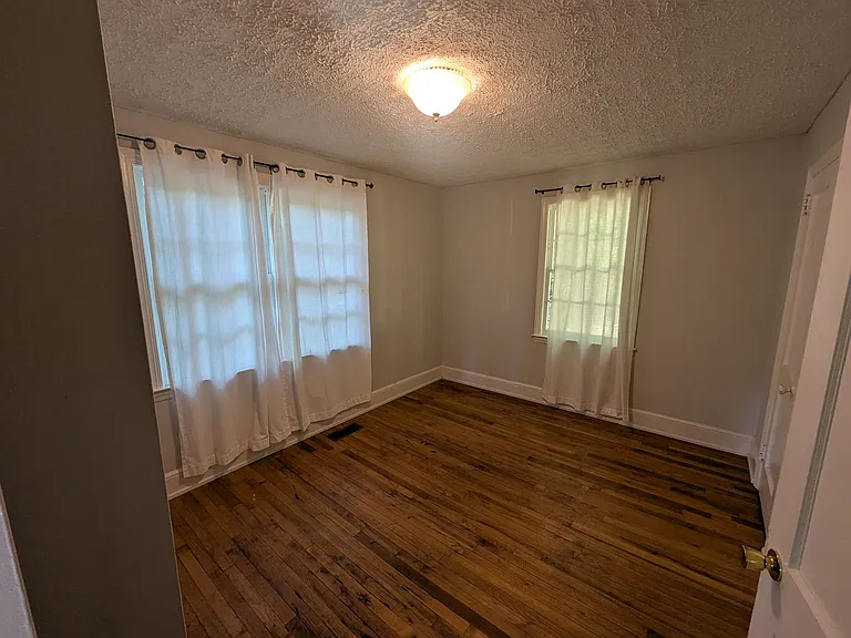 199 Mimosa Dr — Photo 7