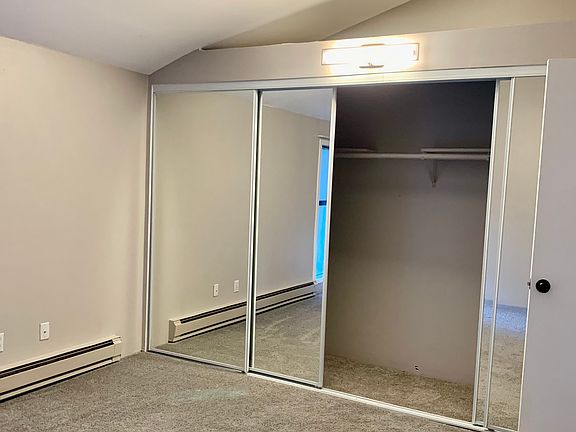 5th image of 6236 137th Pl NE APT 225