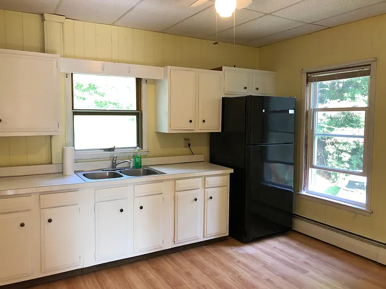 158 Pine St #2 — Photo 2