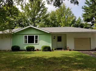 207 W Lucy, Noble, IL 62868