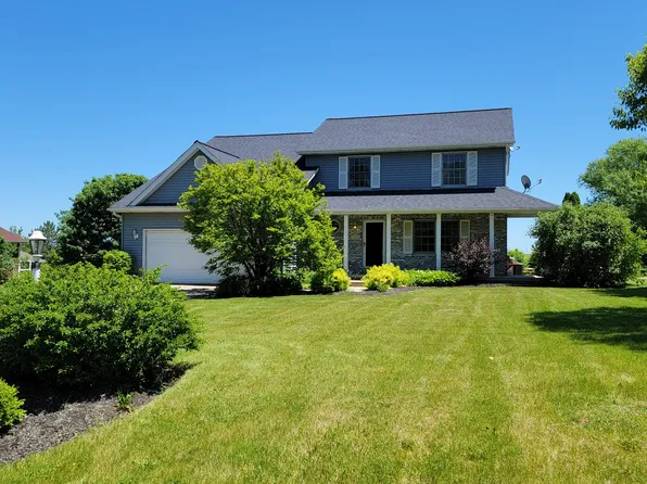 13170 Williams Cir, Genoa, IL 60135