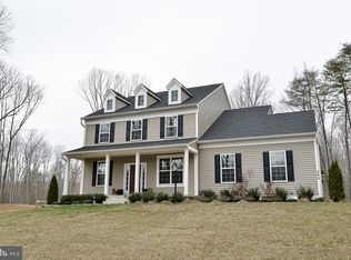 390 Long Meadow Dr, Fredericksburg, VA 22406