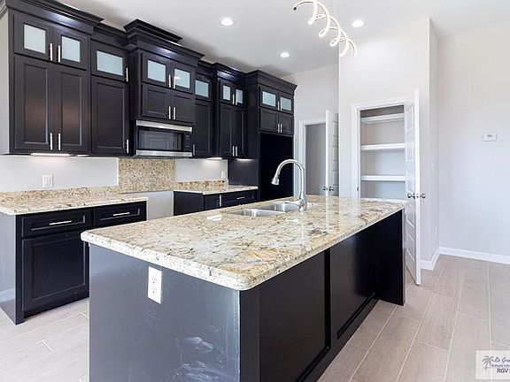 2nd image of 3489 Sandalwood Dr #15