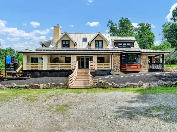 800 Candlelight Ln, Louisville, KY 40214