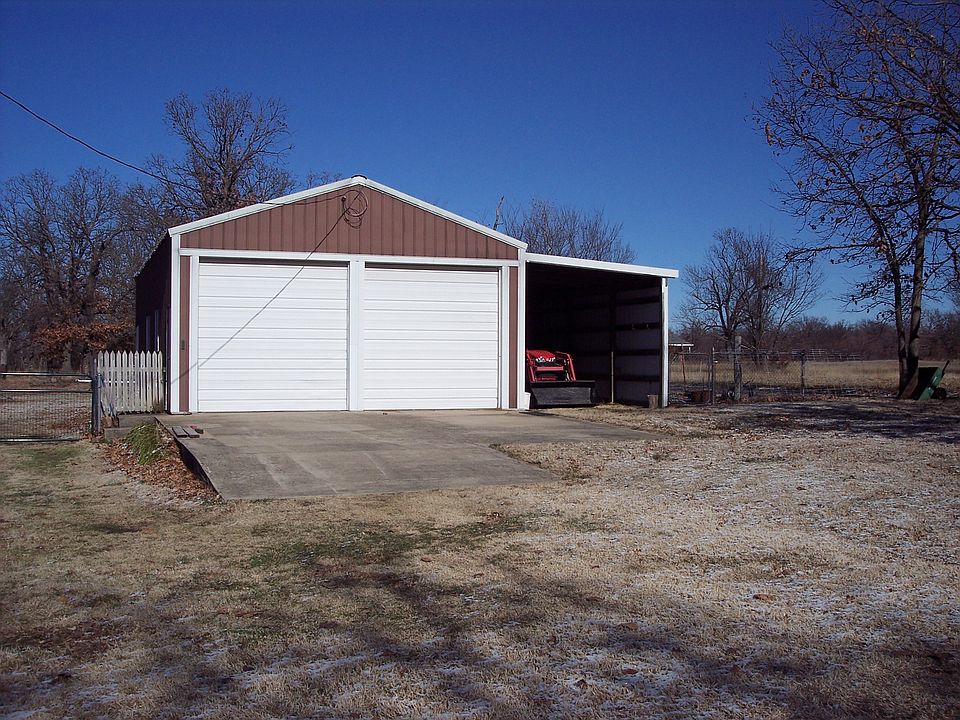 2nd image of 28845 Fir Road