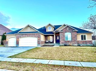 2127 Buffalo Trail Dr, Kaysville, UT 84037