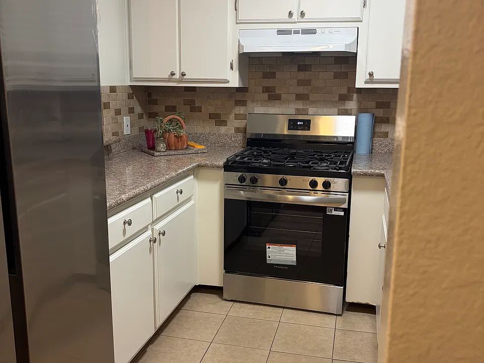 120 S Cedar St #7