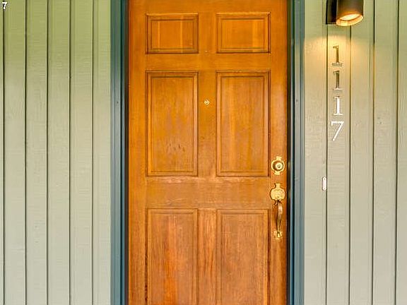 5th image of 1117 SE 140th Ave