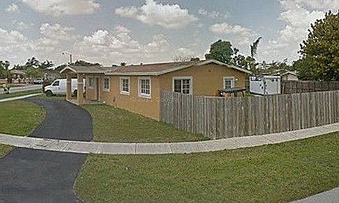 2nd image of 11901 SW 179th Ter