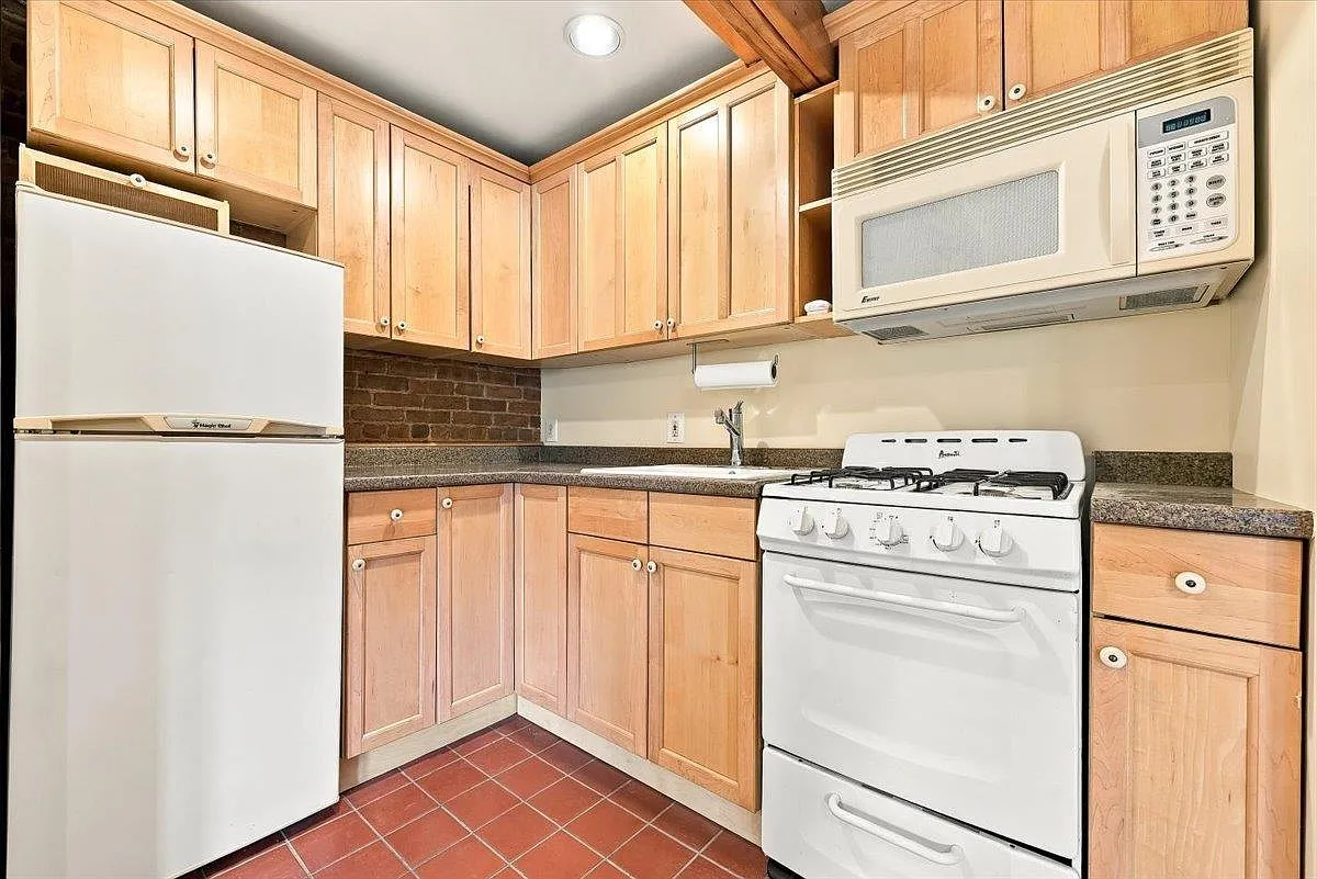 1 bed, 1.0 bath, 550 sqft, $2,200 — Photo 4