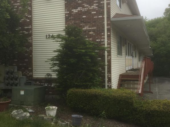 124 Bucks Hill Rd