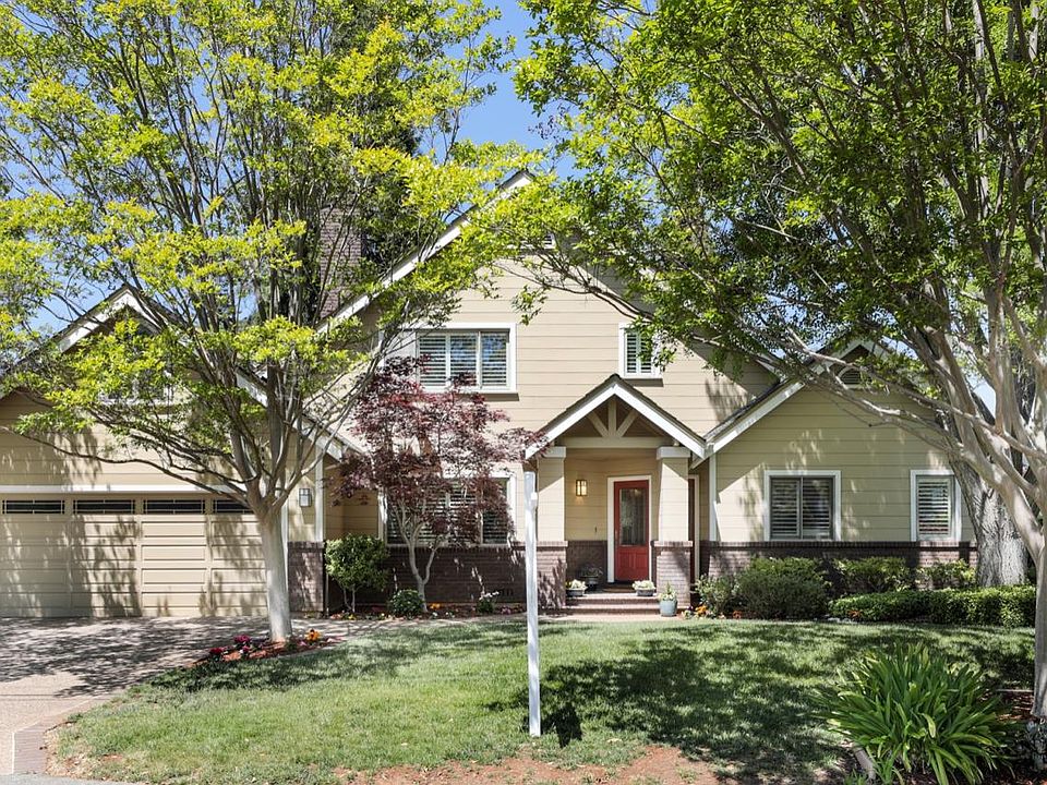 1st image of 641 Giralda Dr
