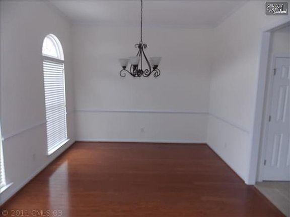 2nd image of 204 Kenmore Park Dr