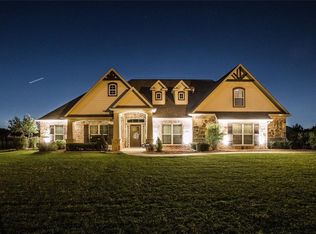 5821 Wimbledon Ct, Midlothian, TX 76065