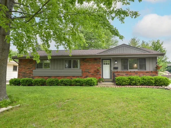 7062 North 46th STREET, Milwaukee, WI 53223