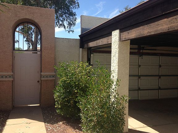 3rd image of 2502 N Bay Dr