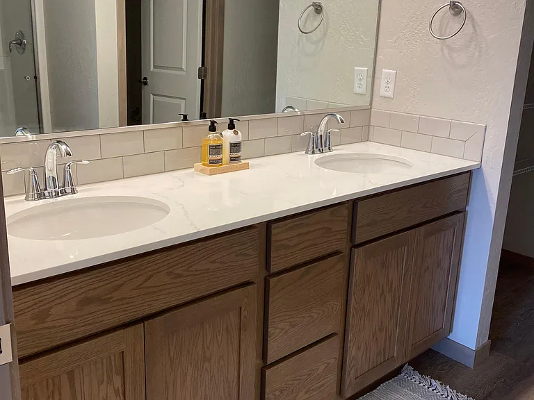 West Meadows Villas — Photo 16