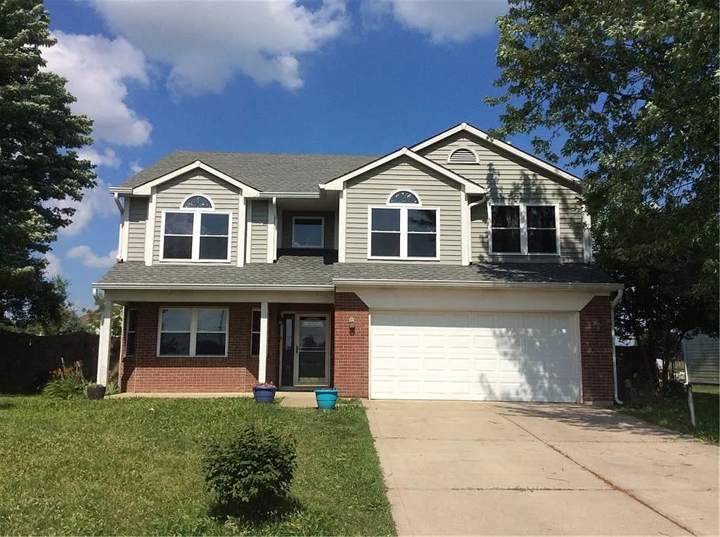 625 Hummingbird Ln photo 1
