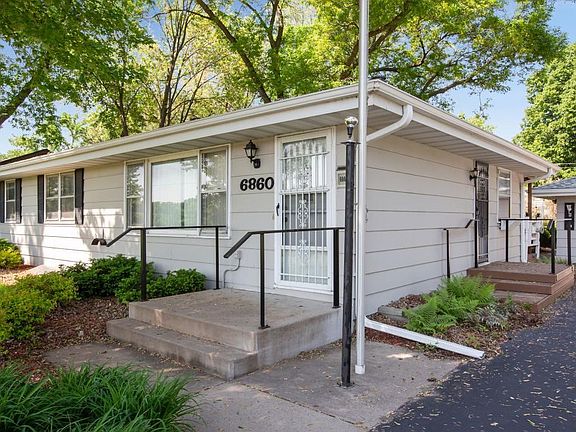 3rd image of 6860 Brookview Dr NE