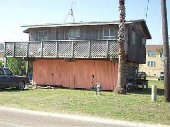 1st image of 613 W Avenue A