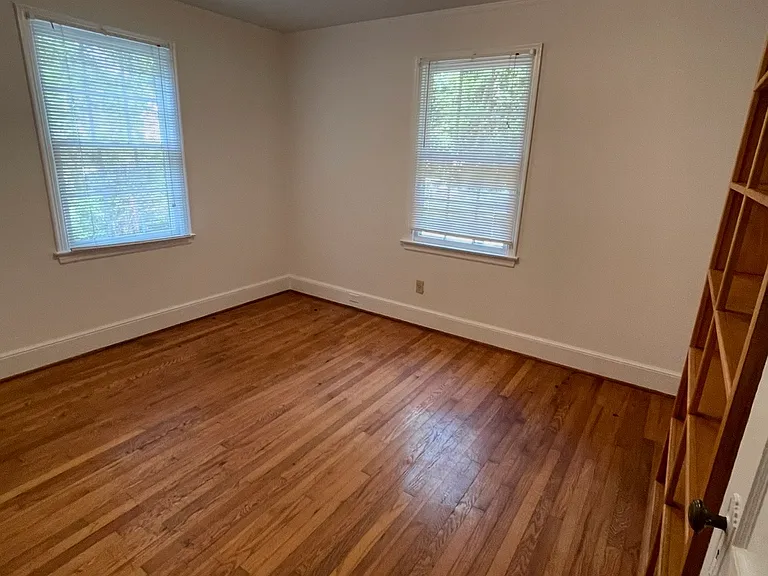 107 Grace St #2 — Photo 6