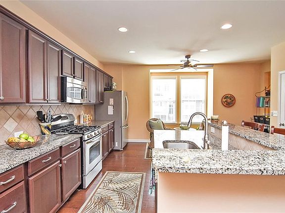 5th image of 4204 Laurel Creek Ct SE #6