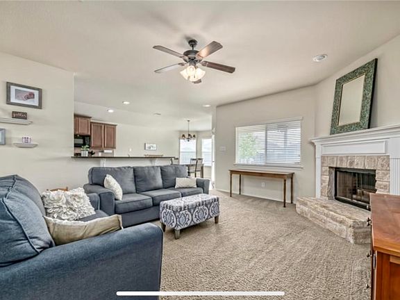 3rd image of 6704 Crystal Ct